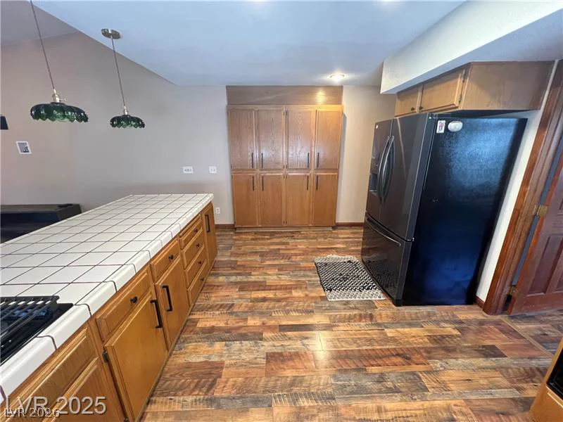 5242 Dickens, Las Vegas, NV 89119