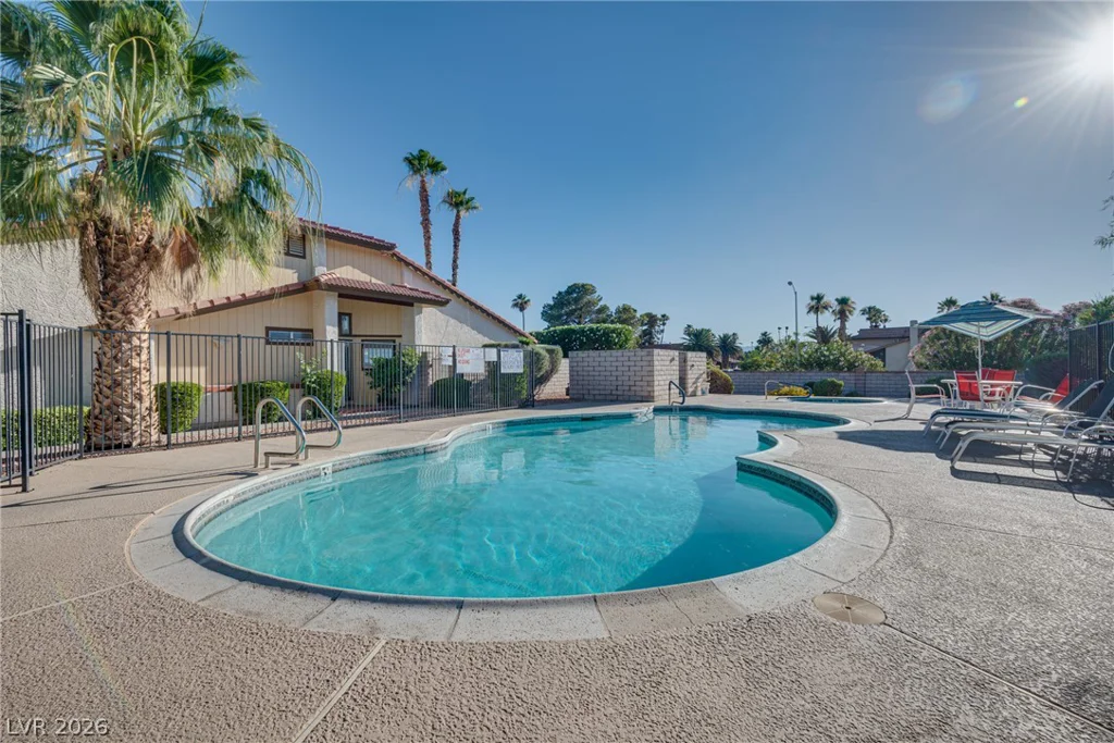 5242 Dickens, Las Vegas, NV 89119