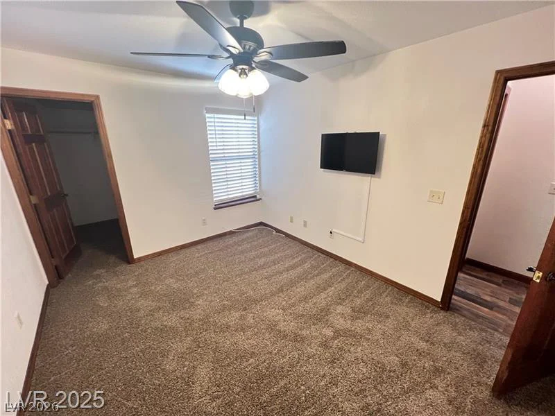 5242 Dickens, Las Vegas, NV 89119