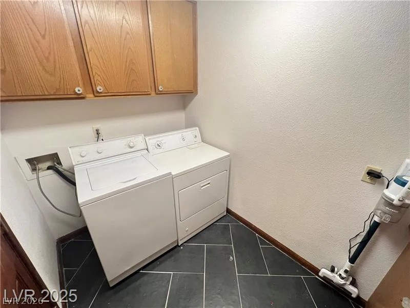 5242 Dickens, Las Vegas, NV 89119