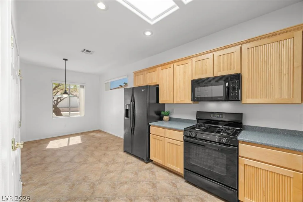 2656 Grand Forks, Henderson, NV 89052
