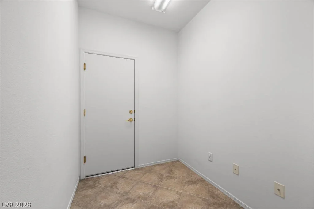 2656 Grand Forks, Henderson, NV 89052