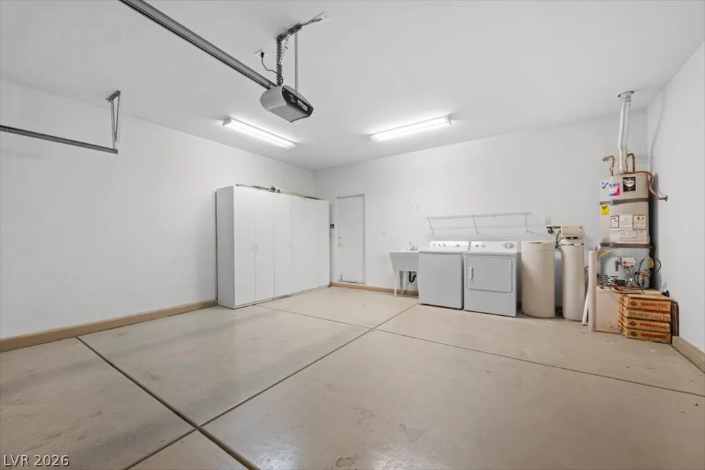 2656 Grand Forks, Henderson, NV 89052
