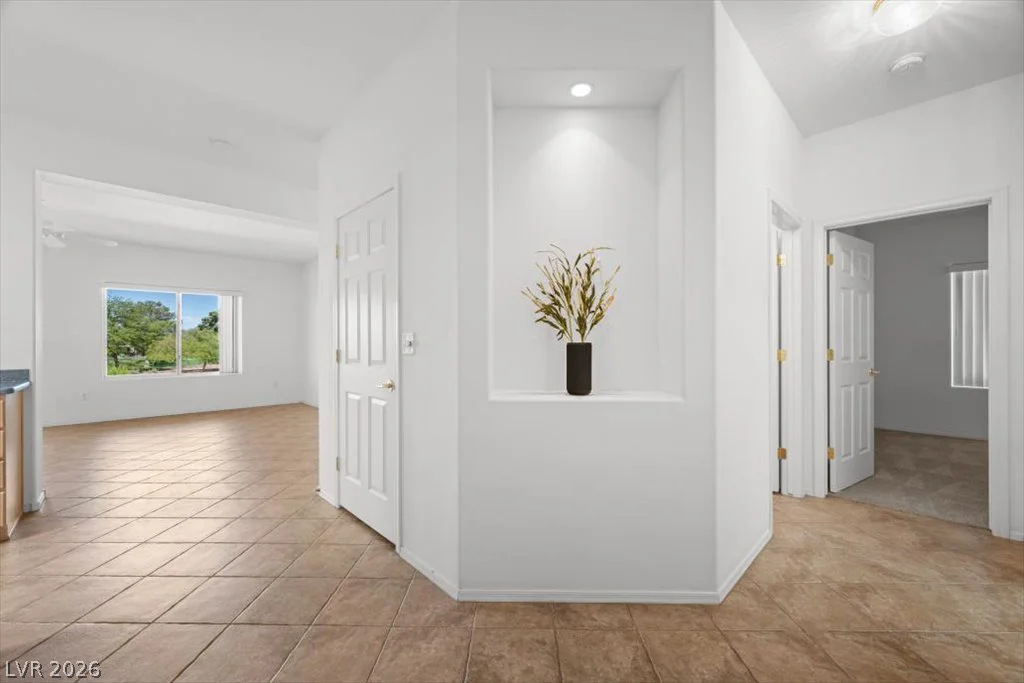 2656 Grand Forks, Henderson, NV 89052