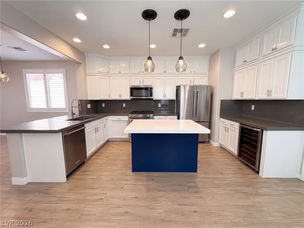 69 Via Di Mello, Henderson, NV 89011