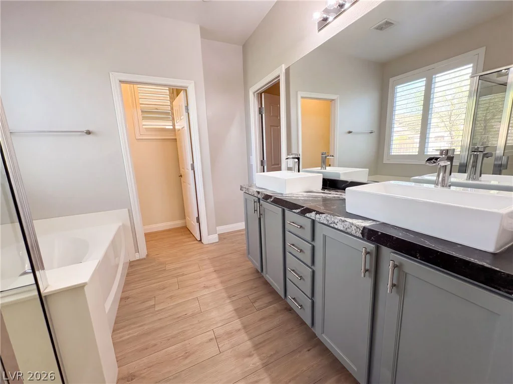 69 Via Di Mello, Henderson, NV 89011