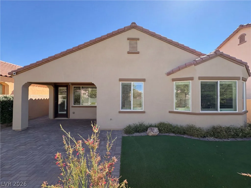 69 Via Di Mello, Henderson, NV 89011