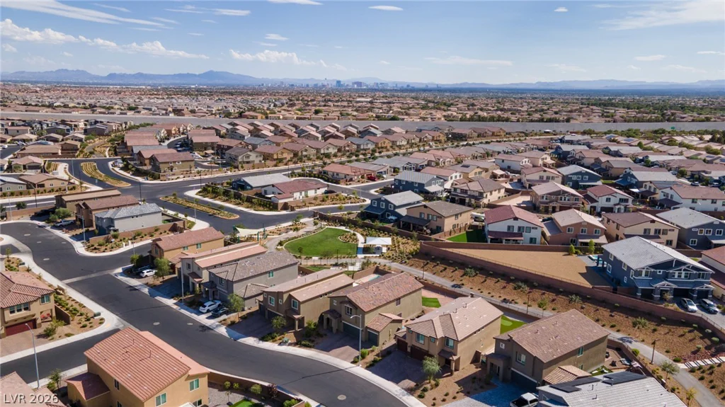 1845 James Creek, North Las Vegas, NV 89084