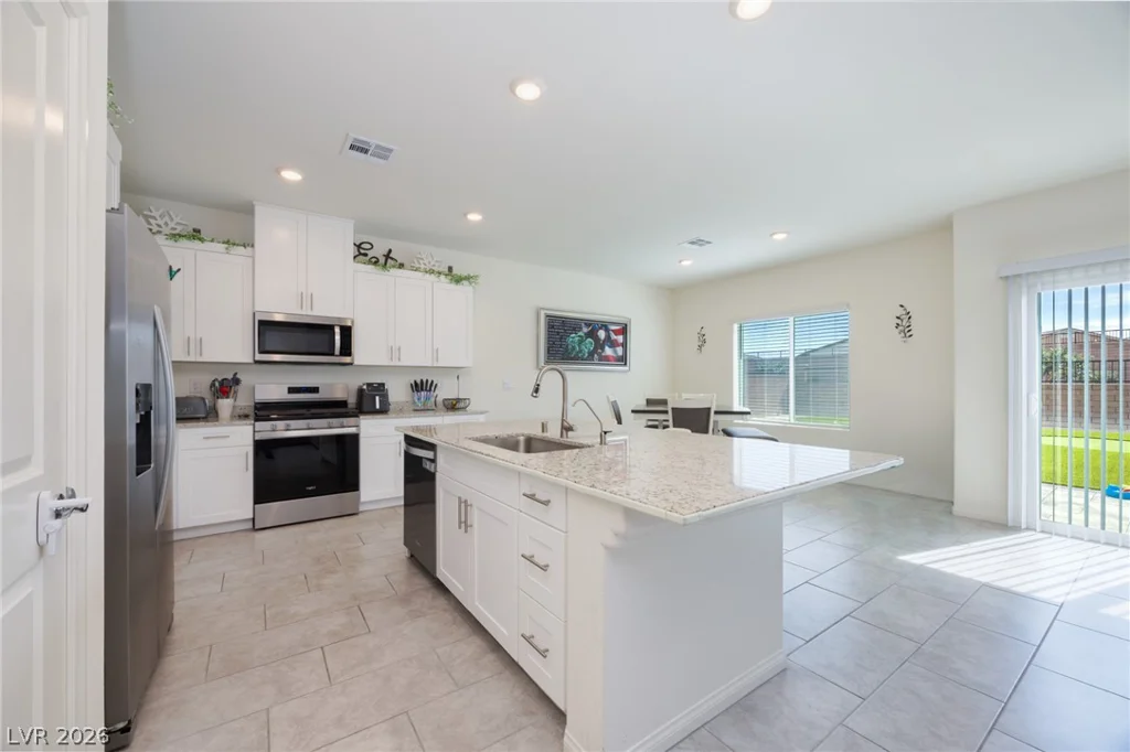 1845 James Creek, North Las Vegas, NV 89084