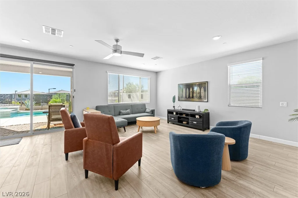 402 Black Turnstone, Las Vegas, NV 89138
