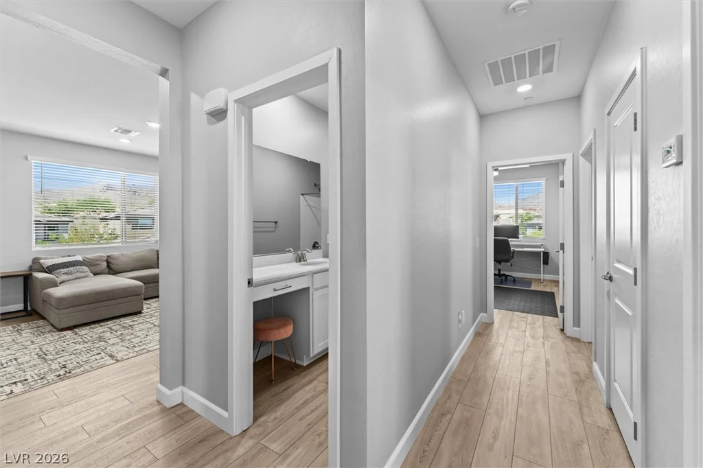 402 Black Turnstone, Las Vegas, NV 89138