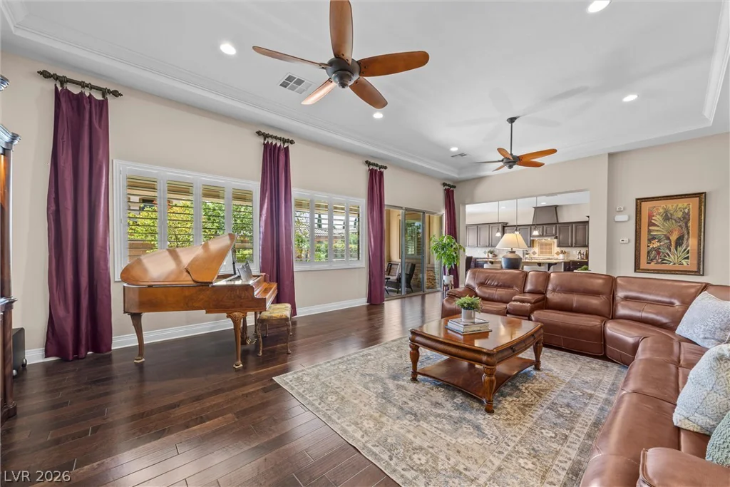 9843 Cathedral Pines, Las Vegas, NV 89149