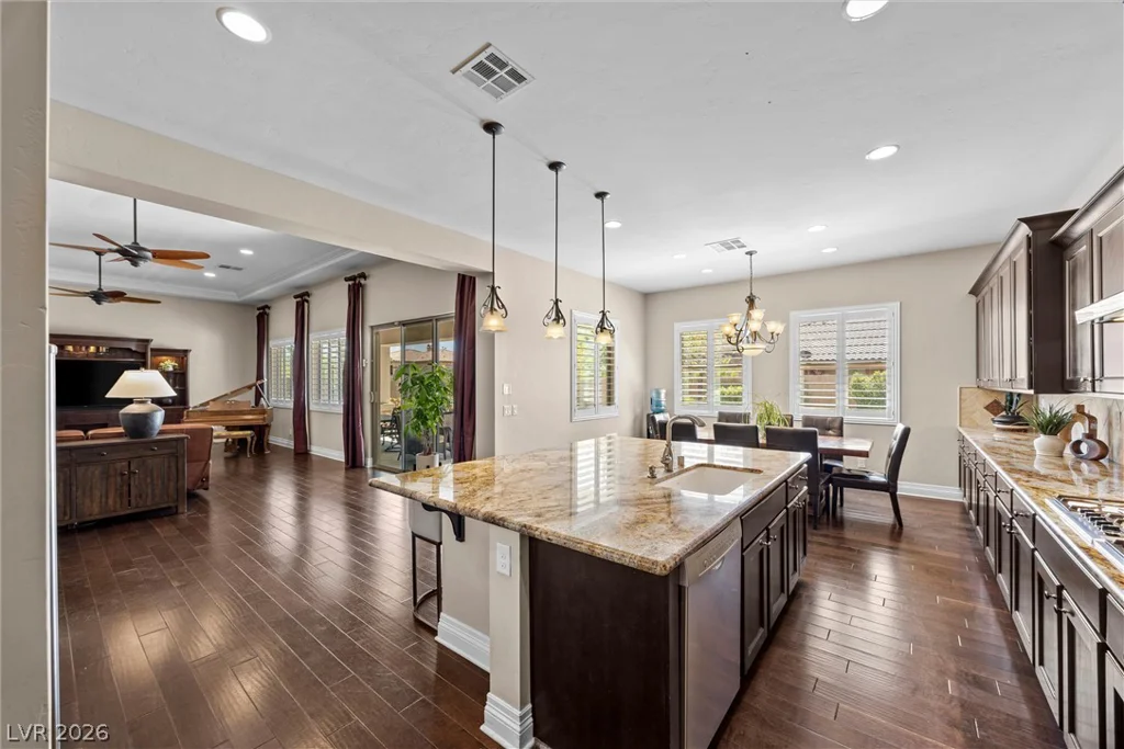 9843 Cathedral Pines, Las Vegas, NV 89149