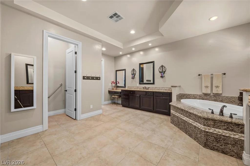 9843 Cathedral Pines, Las Vegas, NV 89149