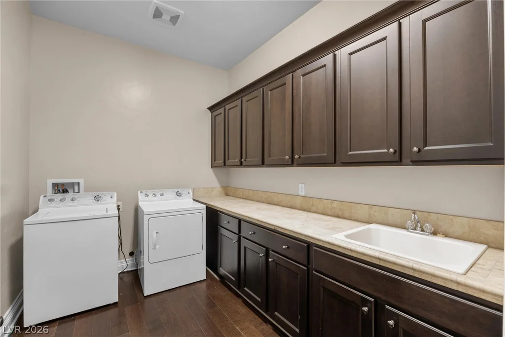 9843 Cathedral Pines, Las Vegas, NV 89149