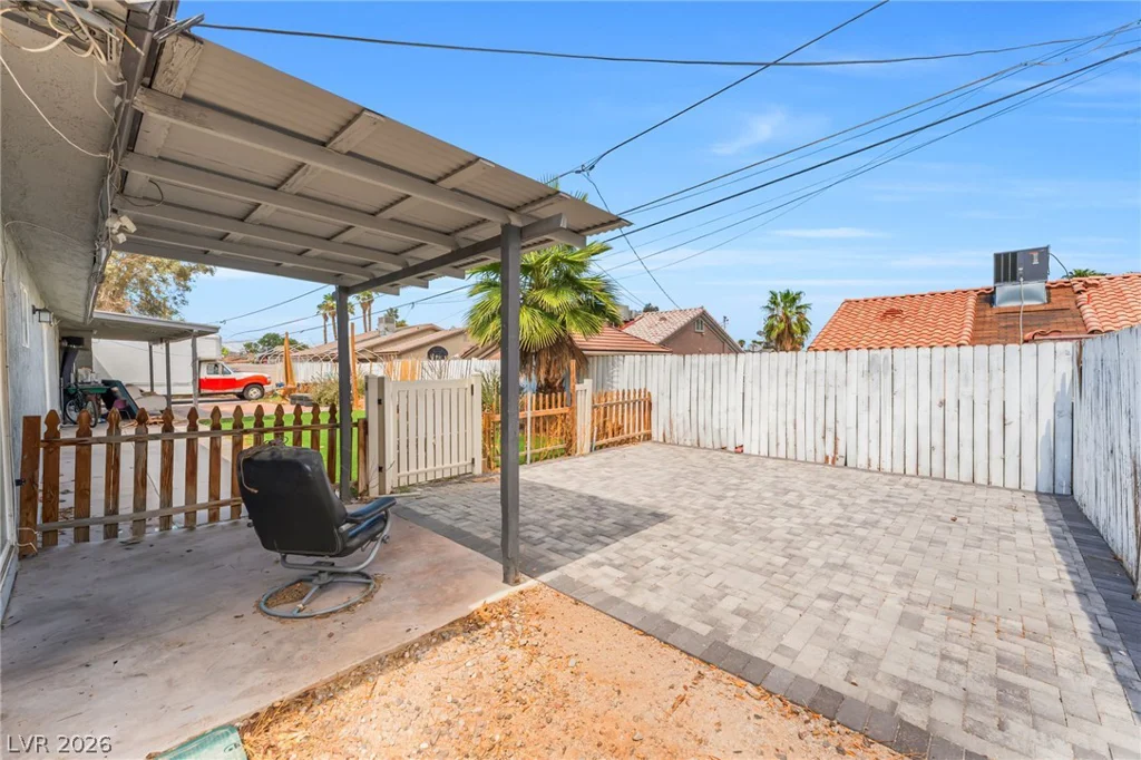 4326 Saint Louis, Las Vegas, NV 89104