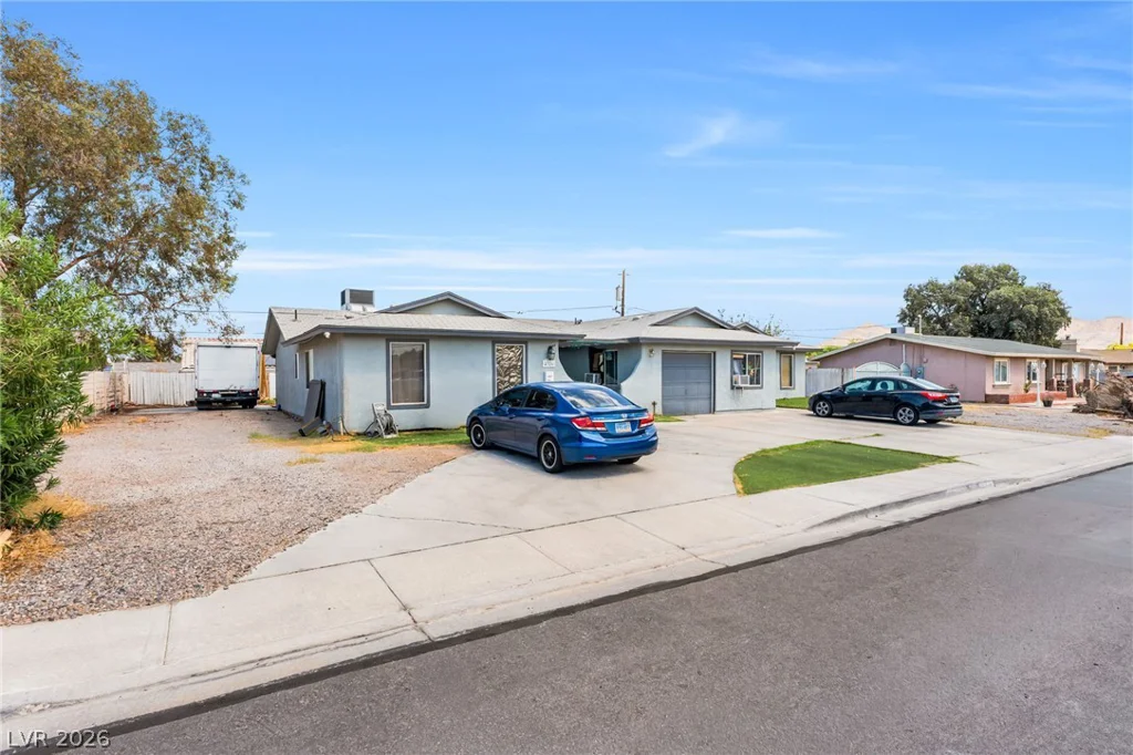4326 Saint Louis, Las Vegas, NV 89104