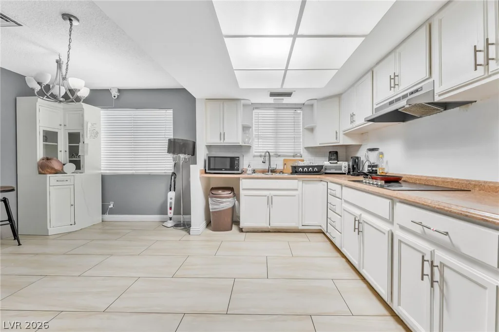 4326 Saint Louis, Las Vegas, NV 89104