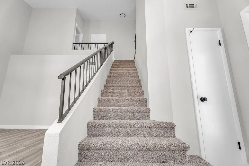 1914 Pintura, North Las Vegas, NV 89031