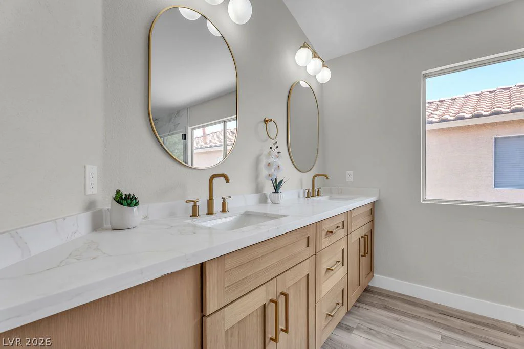 1914 Pintura, North Las Vegas, NV 89031