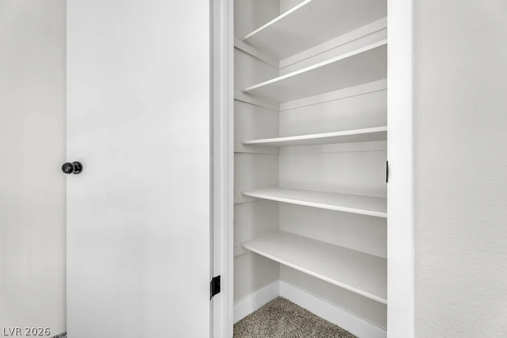 1914 Pintura, North Las Vegas, NV 89031
