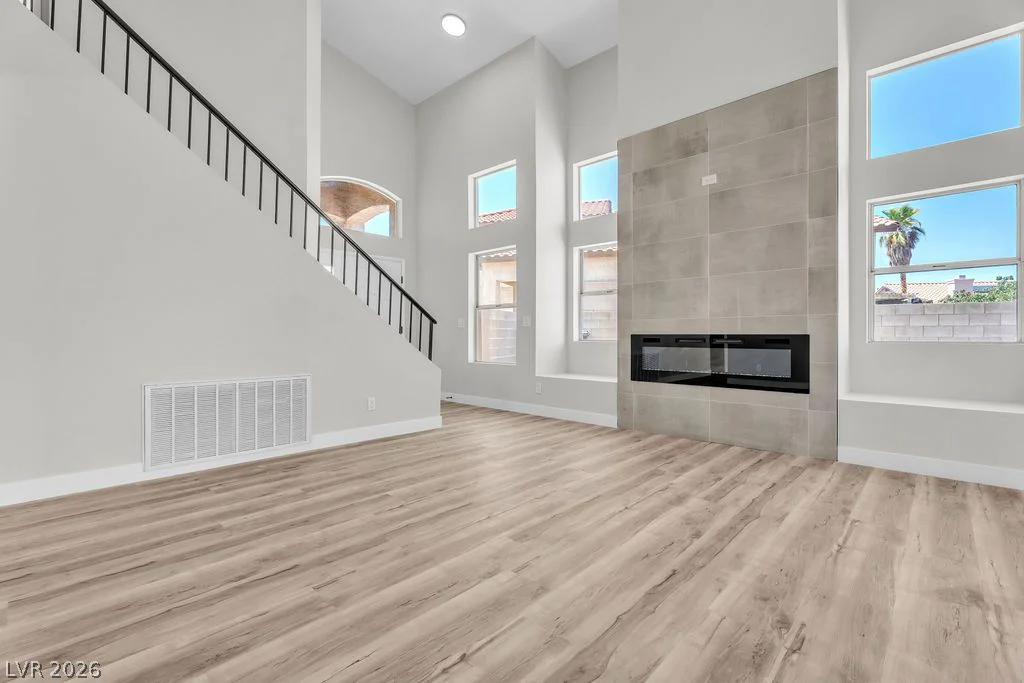 1914 Pintura, North Las Vegas, NV 89031