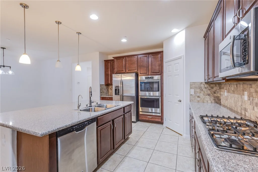 379 Pretissimo, Henderson, NV 89011
