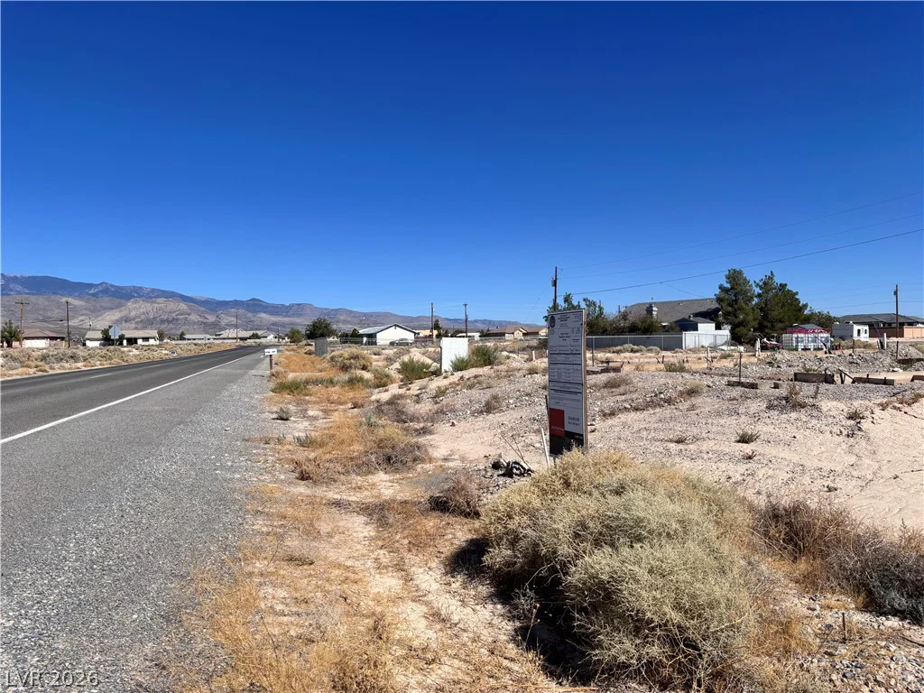 1671 Idaho, Pahrump, NV 89048