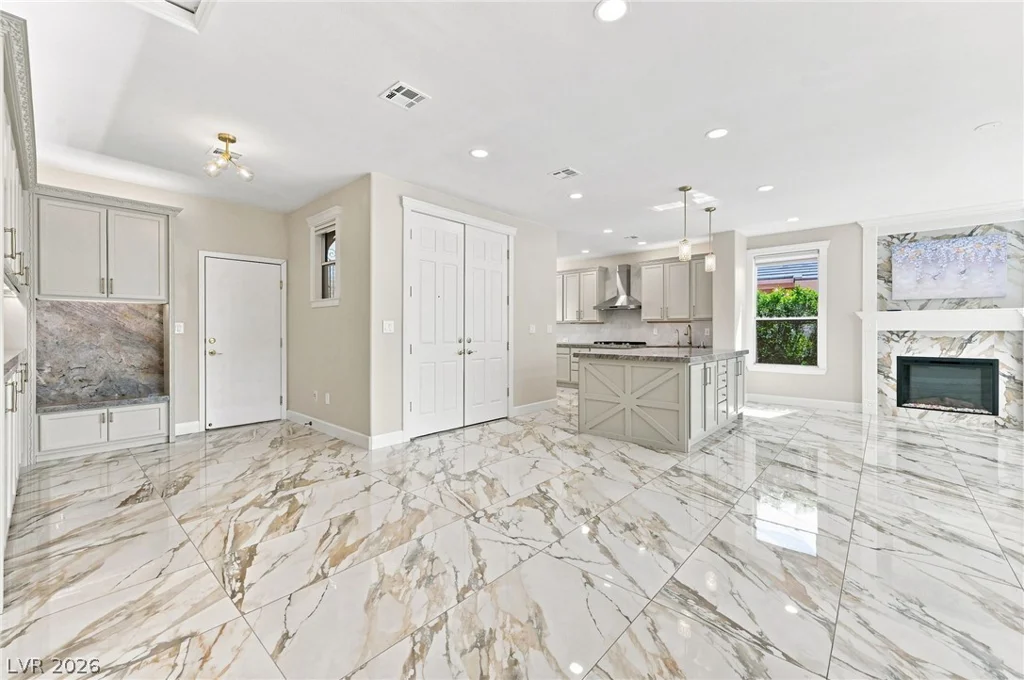 4853 Denaro, Las Vegas, NV 89135