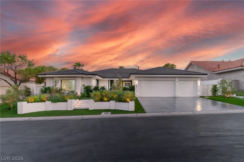 8633 Robinson Ridge, Las Vegas, NV 89117
