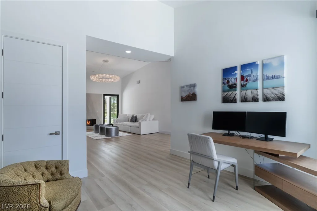 8633 Robinson Ridge, Las Vegas, NV 89117