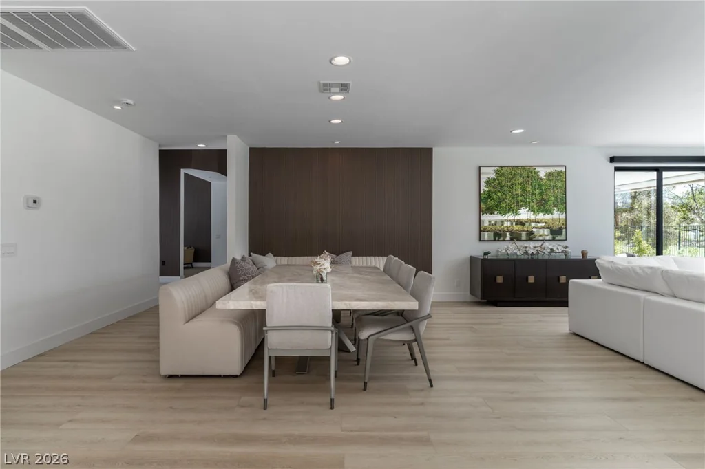 8633 Robinson Ridge, Las Vegas, NV 89117