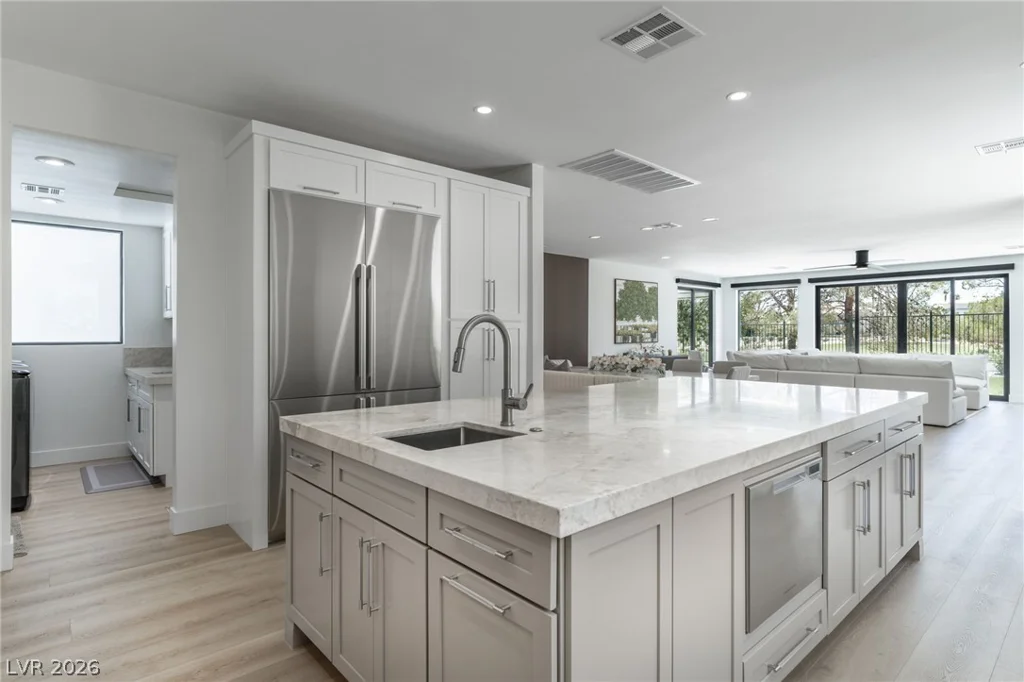 8633 Robinson Ridge, Las Vegas, NV 89117