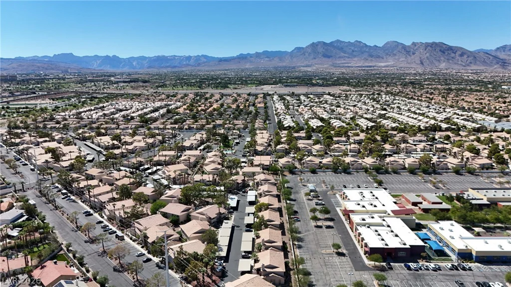 7900 Esterbrook, Las Vegas, NV 89128