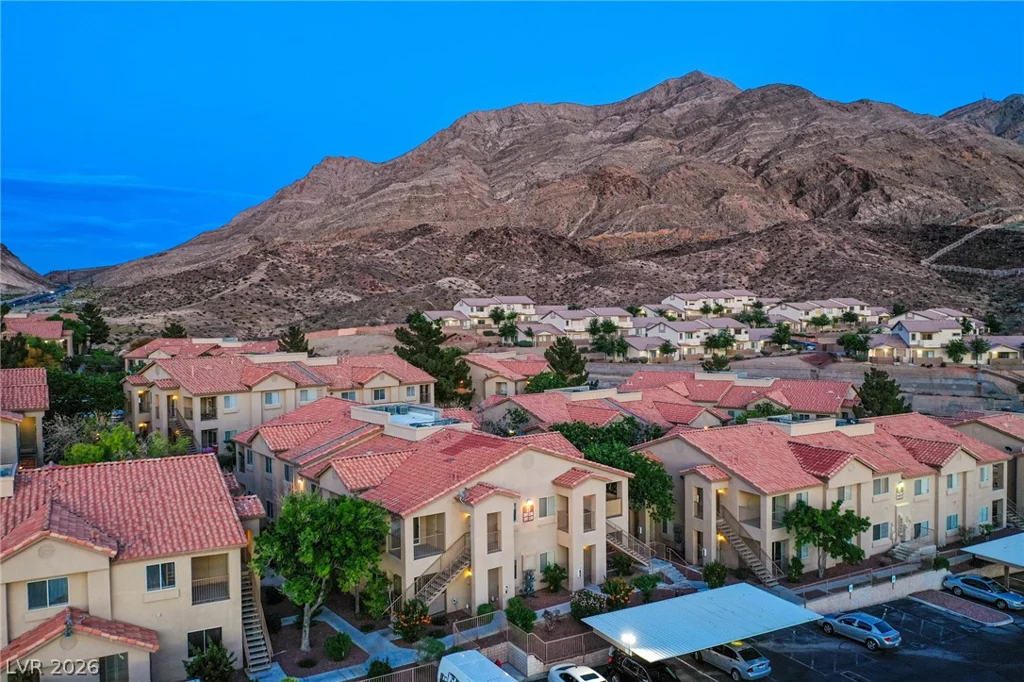 2110 Los Feliz, Las Vegas, NV 89156