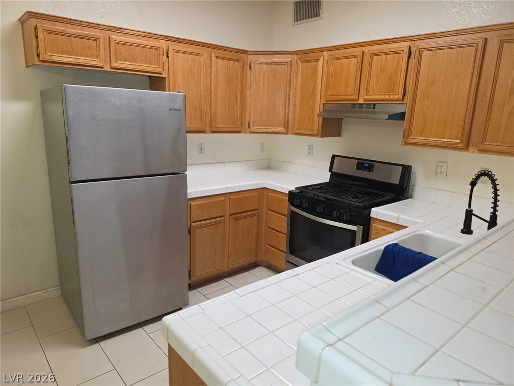 2110 Los Feliz, Las Vegas, NV 89156