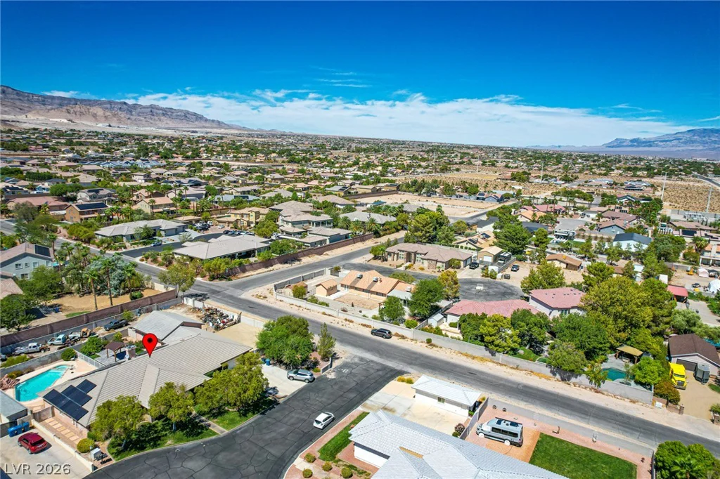 8885 Hickam, Las Vegas, NV 89129