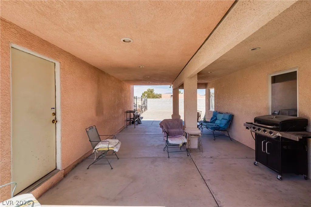 8885 Hickam, Las Vegas, NV 89129