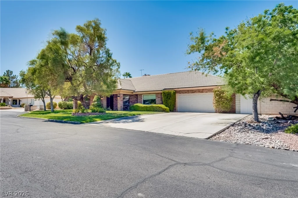 8885 Hickam, Las Vegas, NV 89129