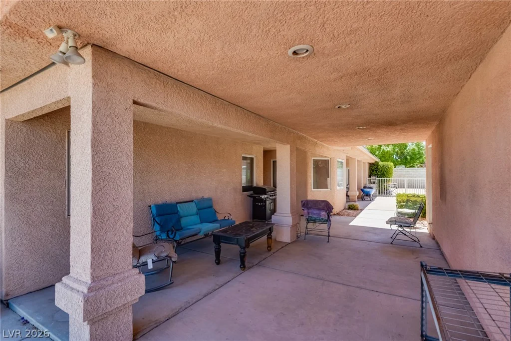 8885 Hickam, Las Vegas, NV 89129
