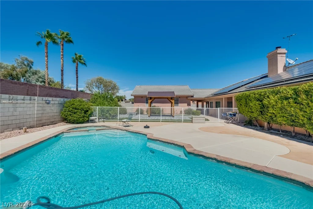 8885 Hickam, Las Vegas, NV 89129
