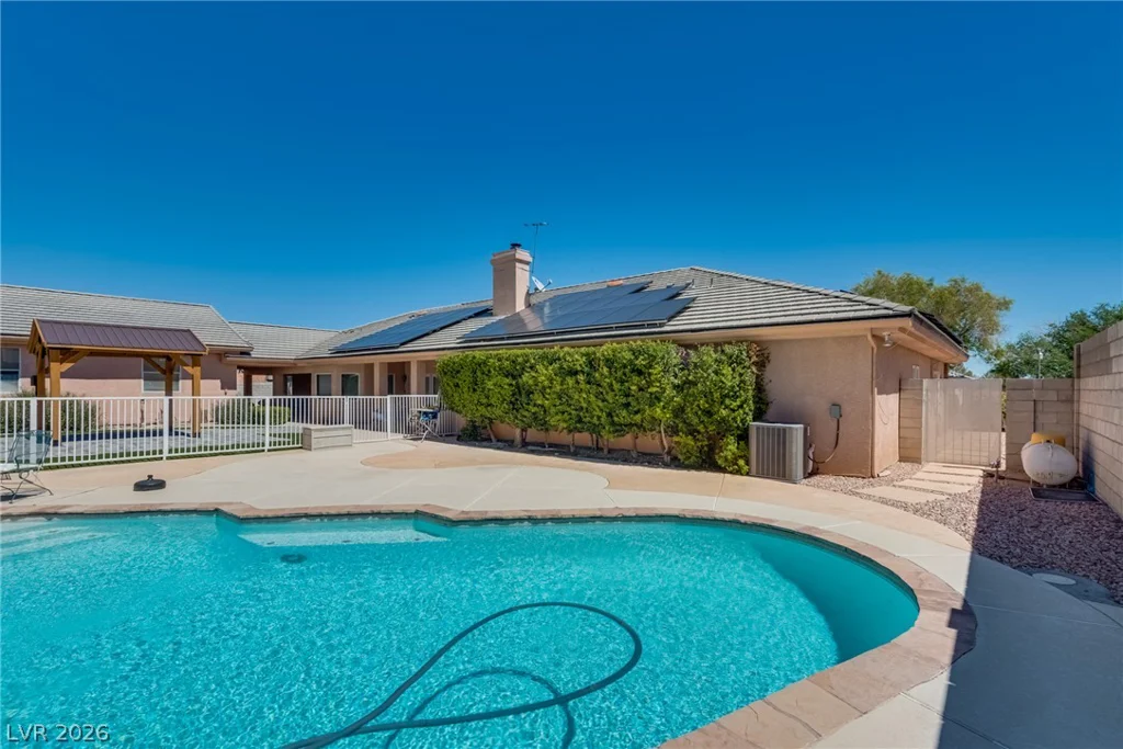 8885 Hickam, Las Vegas, NV 89129