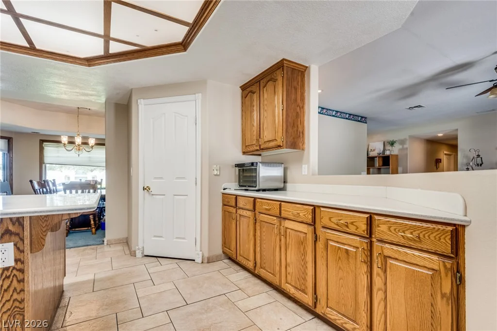 8885 Hickam, Las Vegas, NV 89129
