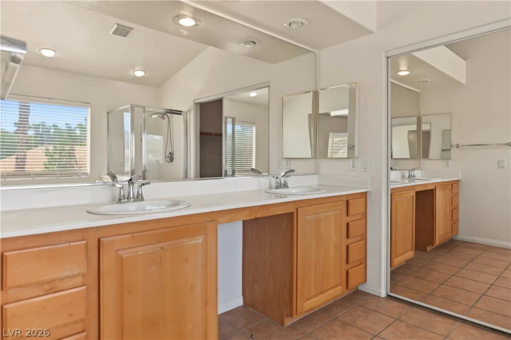 47 Dryden Park, Las Vegas, NV 89148