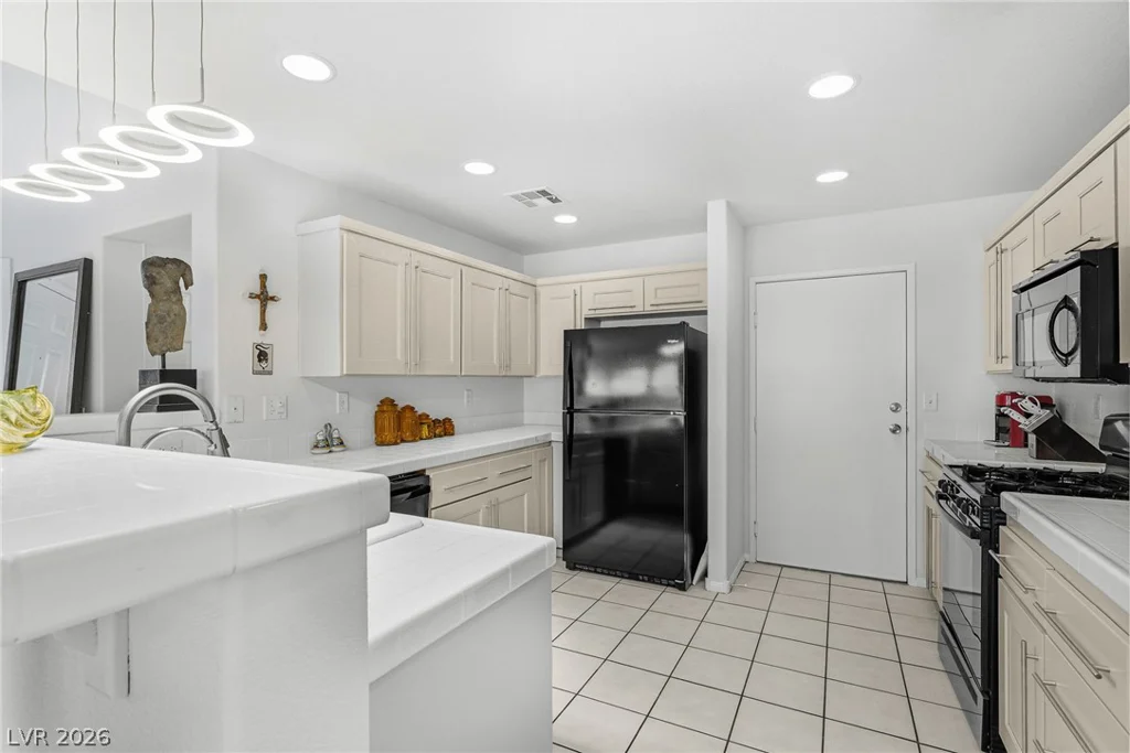1472 Creslow, Las Vegas, NV 89102