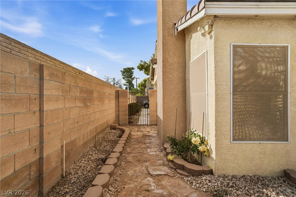 1472 Creslow, Las Vegas, NV 89102