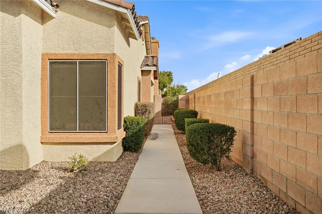 1472 Creslow, Las Vegas, NV 89102