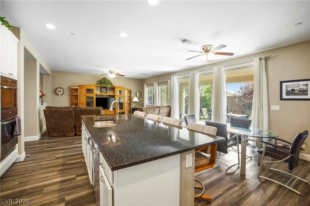 990 Floral Creek, Henderson, NV 89002
