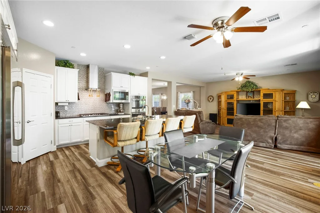 990 Floral Creek, Henderson, NV 89002