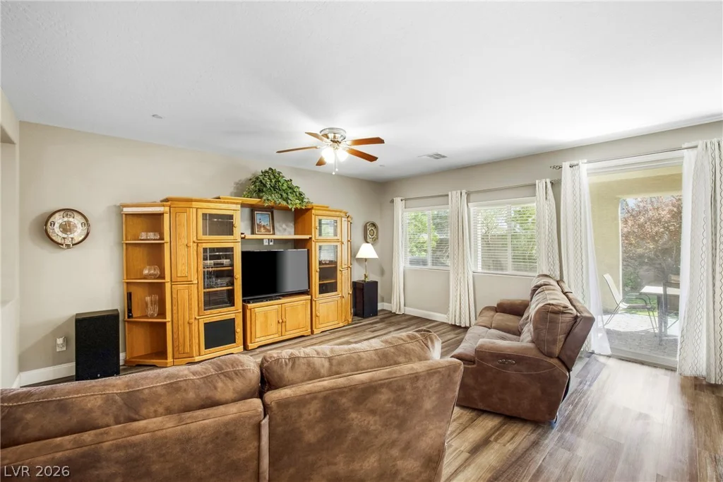 990 Floral Creek, Henderson, NV 89002